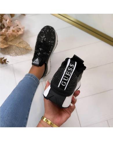 Deportiva Guess laurine diamonds