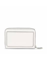 Cartera Calvin Klein sculpted around