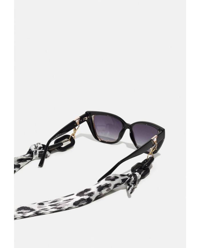 GAFAS GUESS GU816