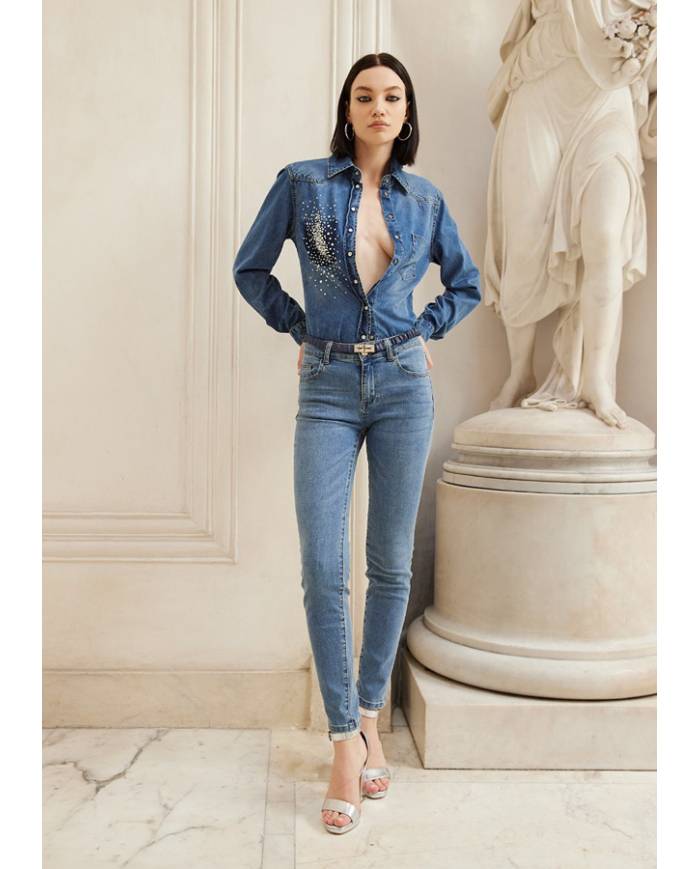 Jeans Trash and Luxury diamonds