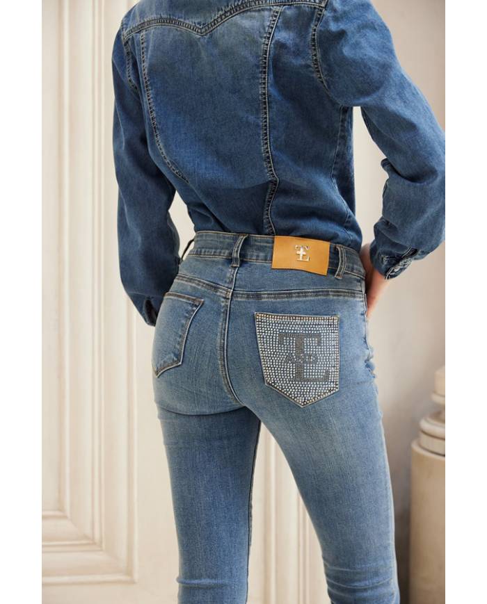 Jeans Trash and Luxury diamonds