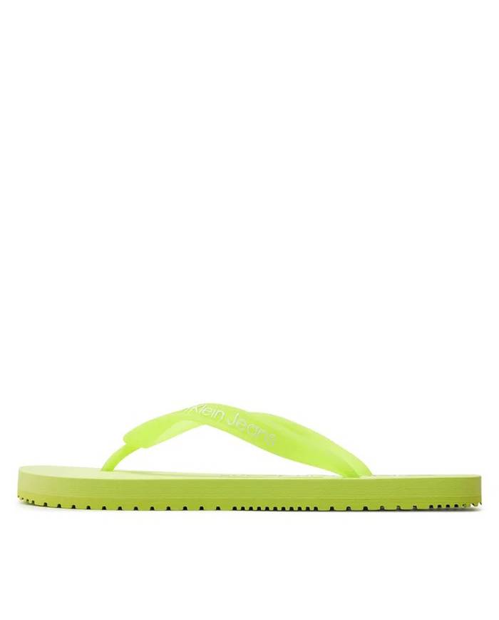 Chancla Calvin Klein beach monologo