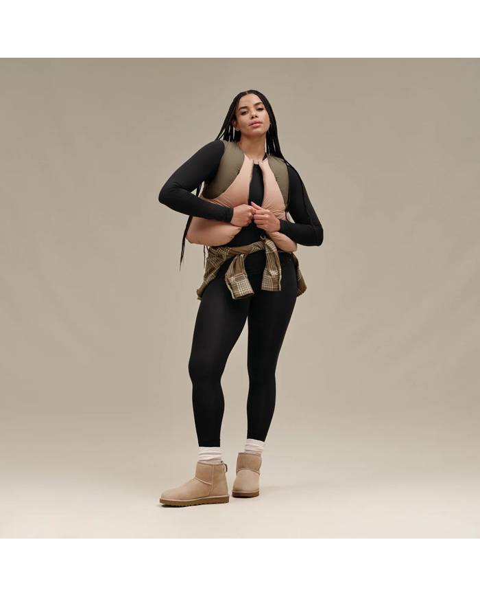 Bota UGG Classic Mini II