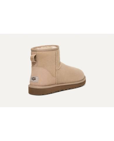 Bota UGG Classic Mini II