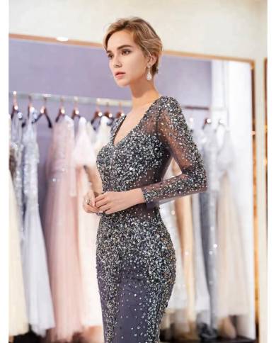 VESTIDO DIAMANTES JORA REINA