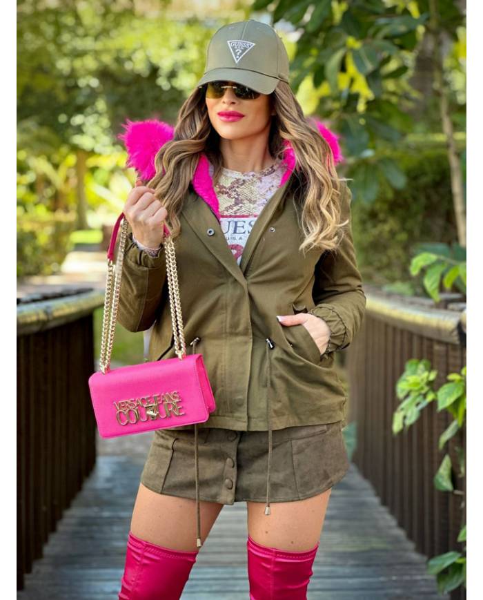 PARKA CAPUCHA PELO LARGA