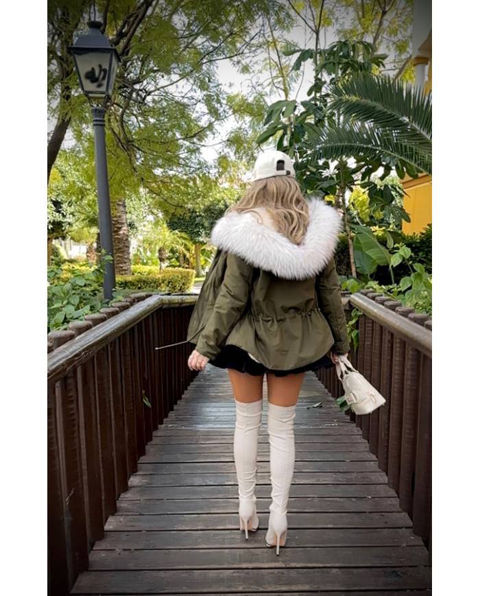 PARKA CAPUCHA PELO CORTA