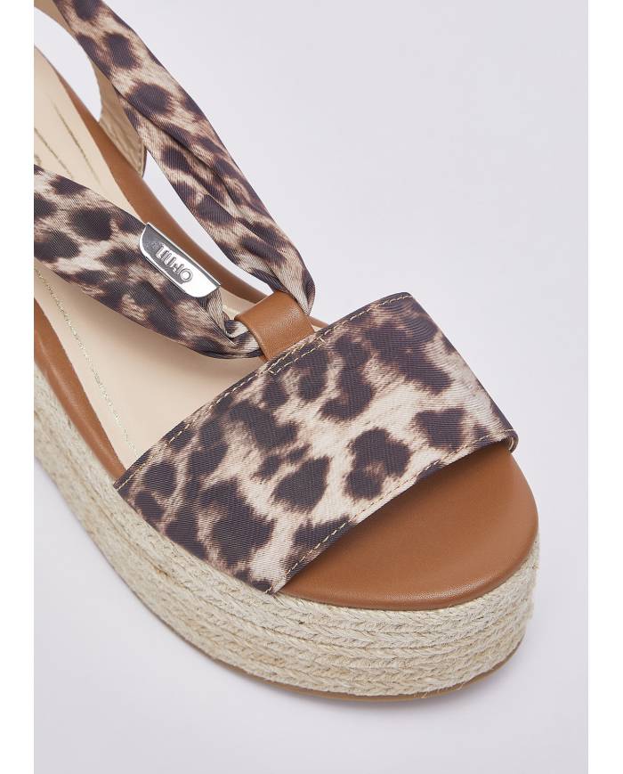 Cuña Liujo leopard print