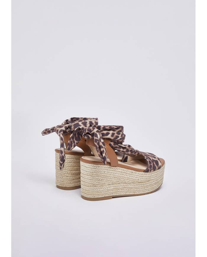 Cuña Liujo leopard print